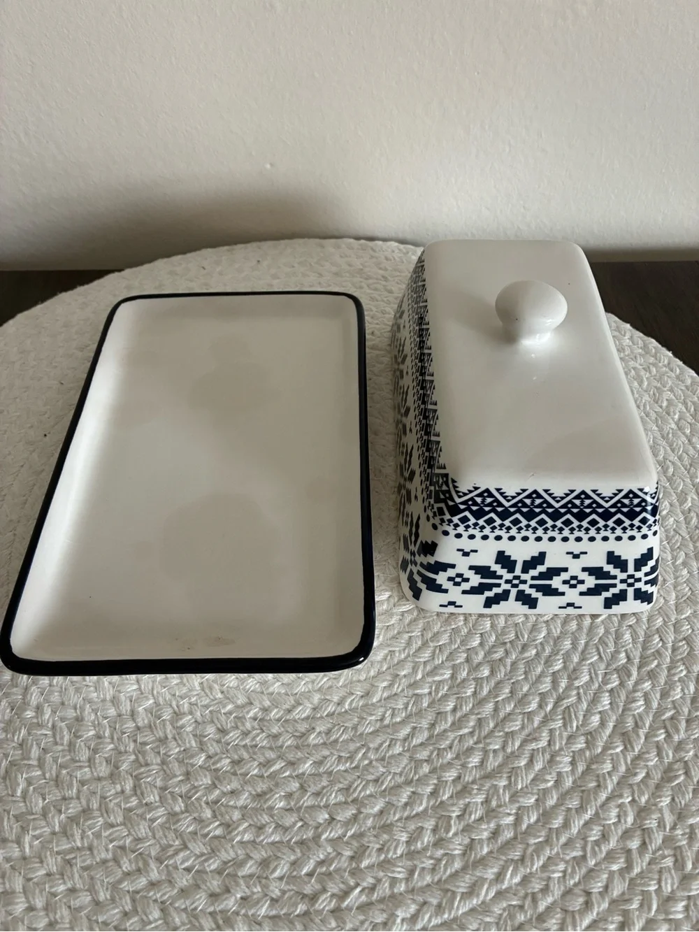 N/A ceramic butter